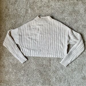 La Hearts by Pacsun Cream Ribbed knit Turtleneck Sweater crop top - size medium